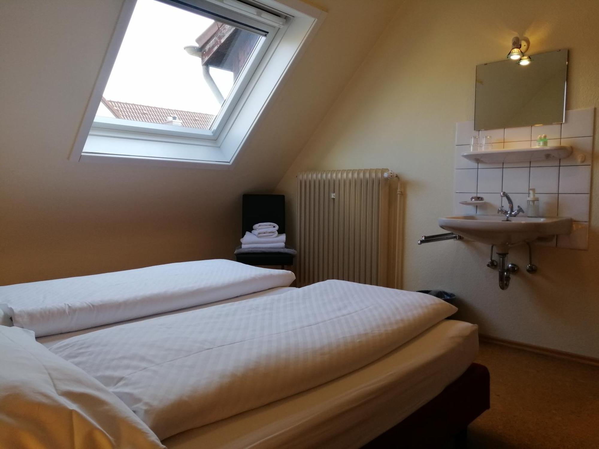 Hotel Garni Elisabeth Göppingen Szoba fotó