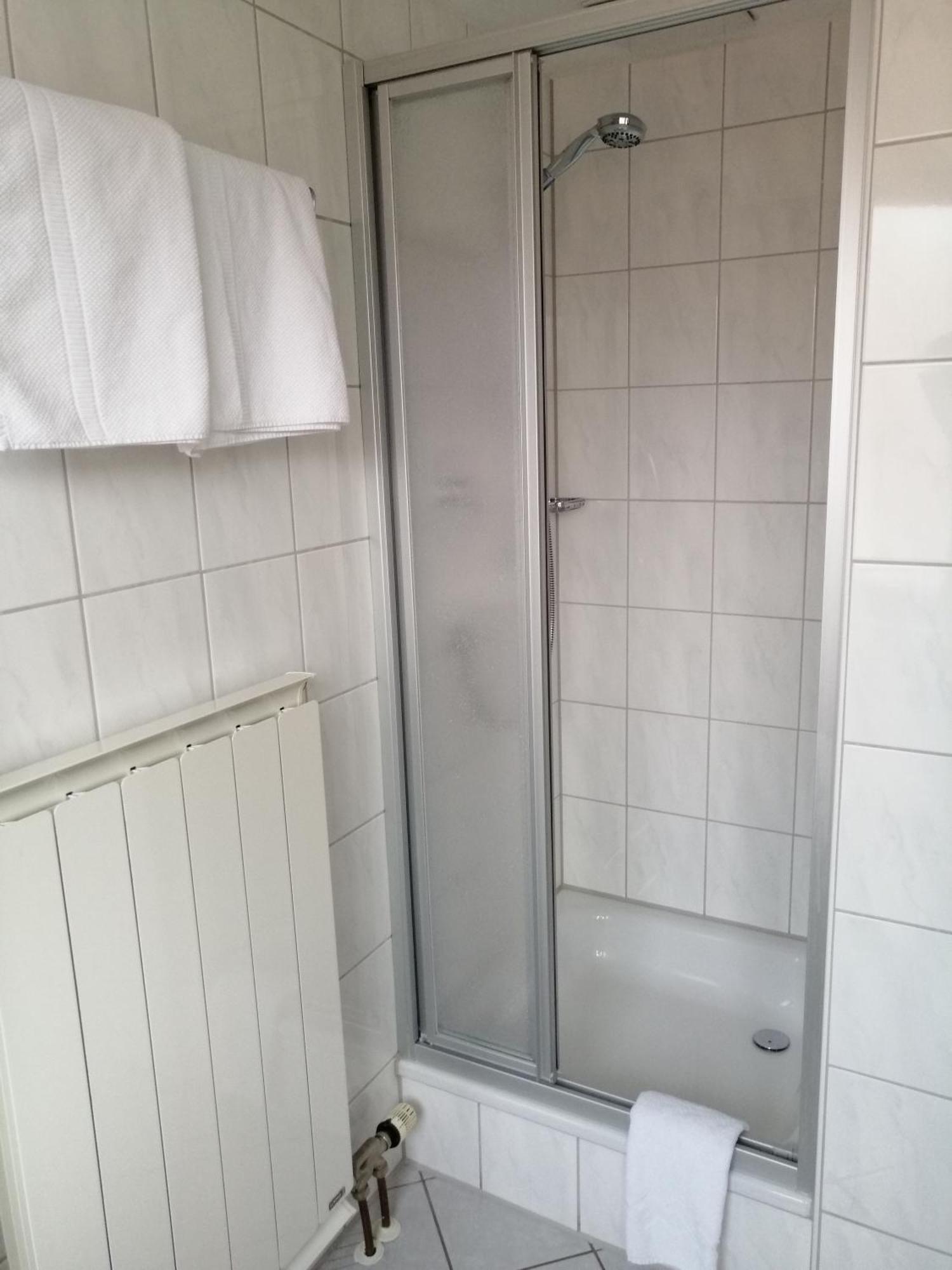 Hotel Garni Elisabeth Göppingen Szoba fotó