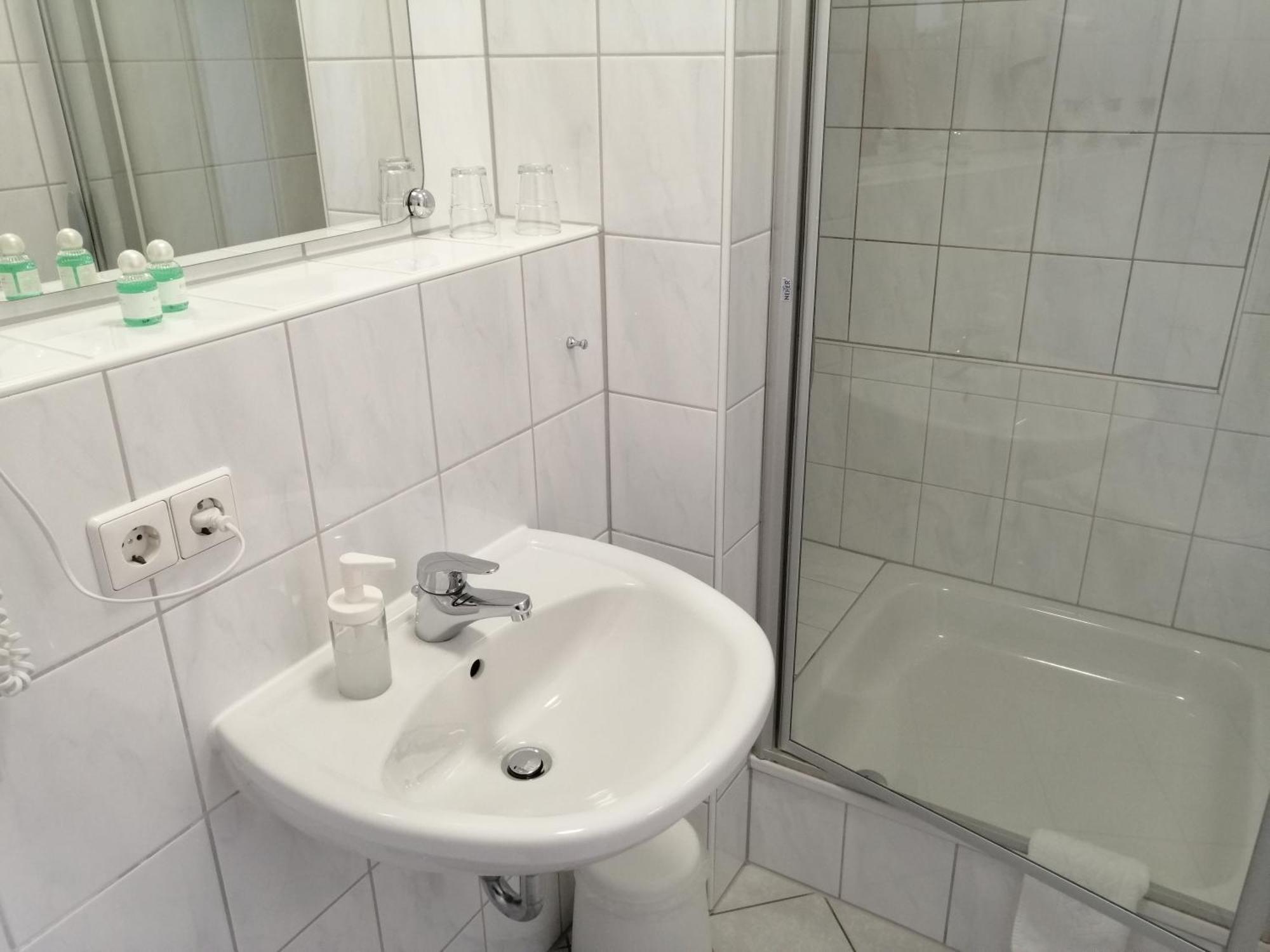Hotel Garni Elisabeth Göppingen Szoba fotó