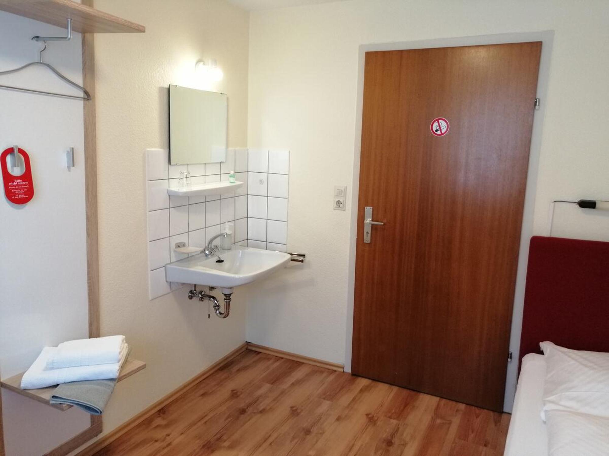 Hotel Garni Elisabeth Göppingen Szoba fotó